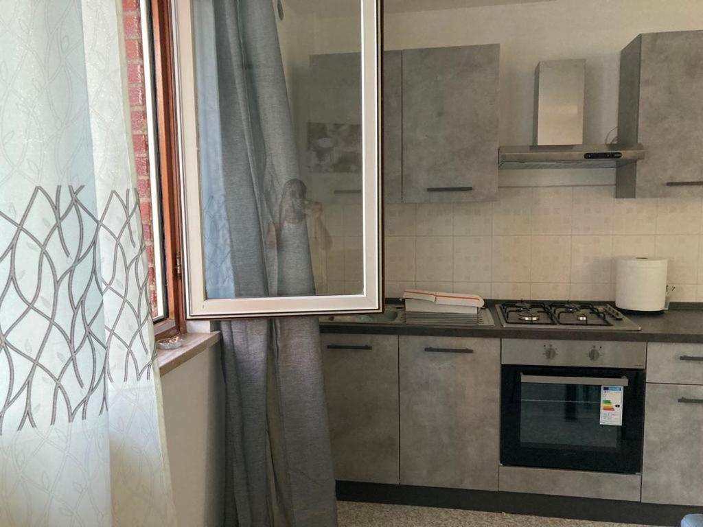 Appartamento Sulla Piazza 90 M Dal Mare อันซีโอ ภายนอก รูปภาพ